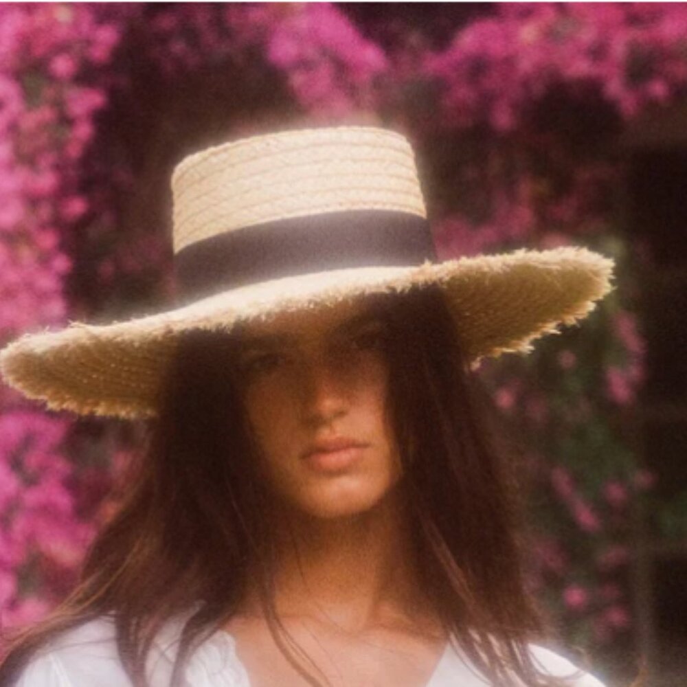 Barely Worn! Lack of Color Ventura Hat in Straw. Open to Offers!